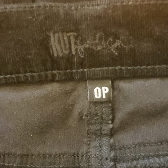 Kut from the Kloth Diana Skinny black corduroy pants - Picture 5 of 6